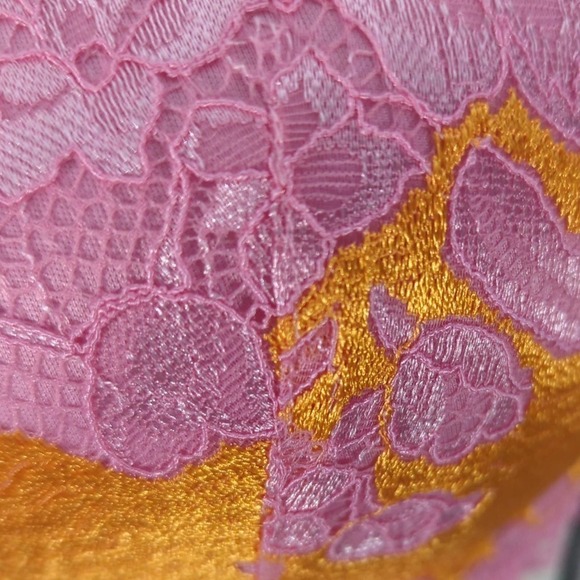 Savage x Fenty Lace'd Up Padded Low Balconette Bra - Picture 3 of 7